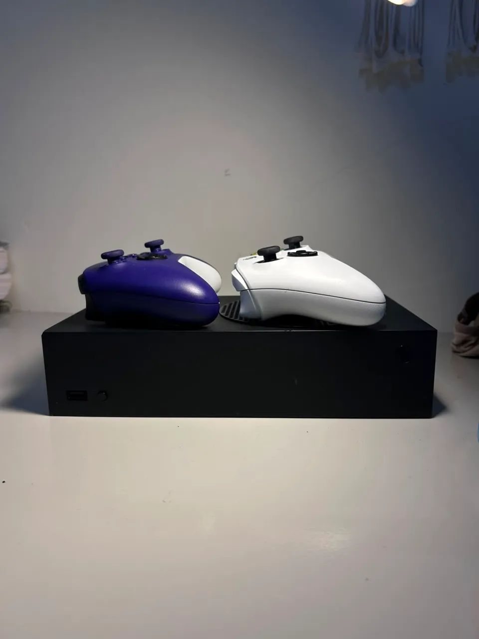 Xbox Series S (1tb) + 2 Controles com BATERIA - Foto 2