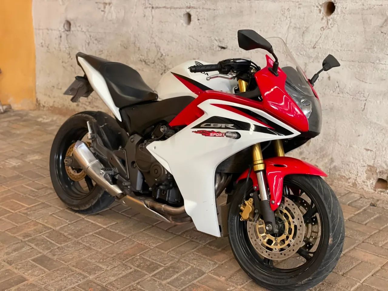 CB 600 F  - Foto 2
