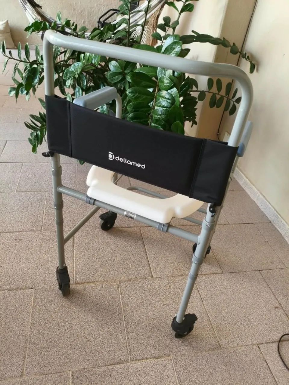 Cadeira de Banho - Foto 2