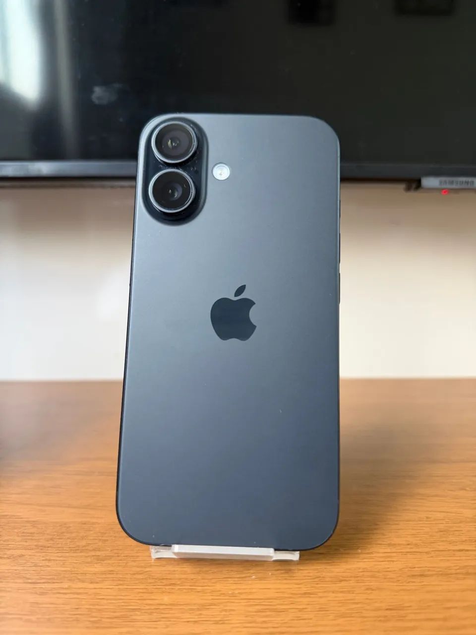 iPhone 16 128GB - Preto - Foto 2