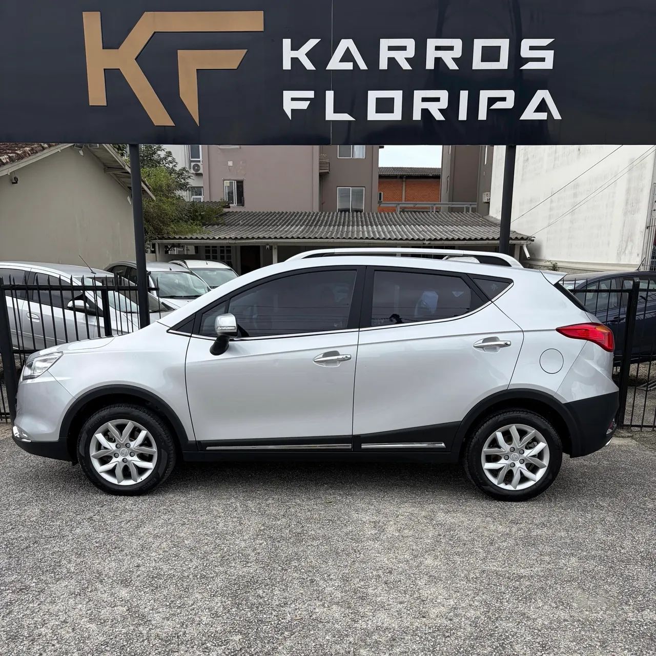 JAC T5 1.5 Jet Flex 16V 5P Aut. 2018 - Foto 3