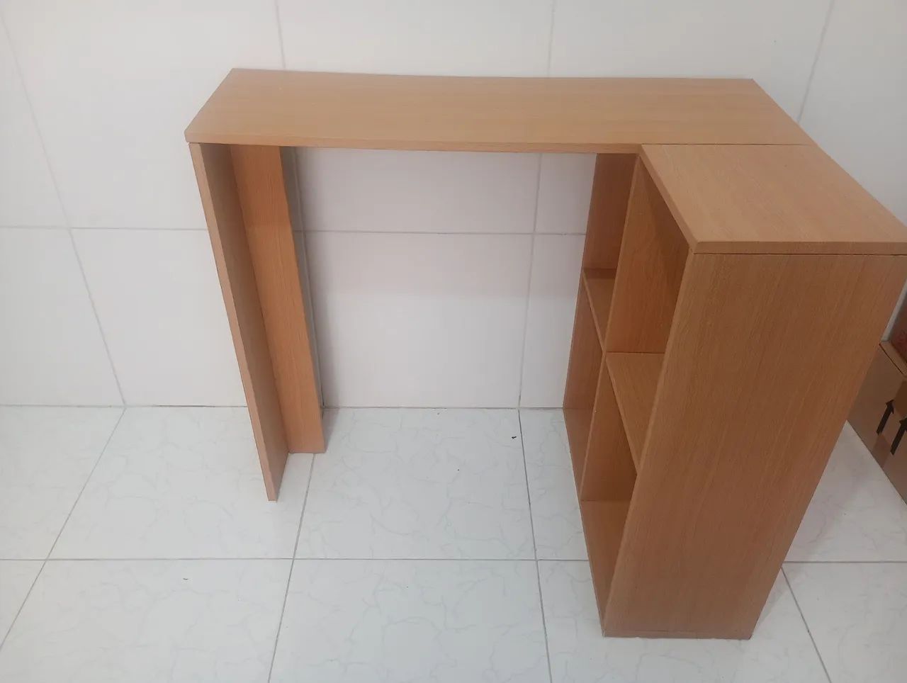 Mesa de estudos com cadeira de rodinhas  - Foto 2