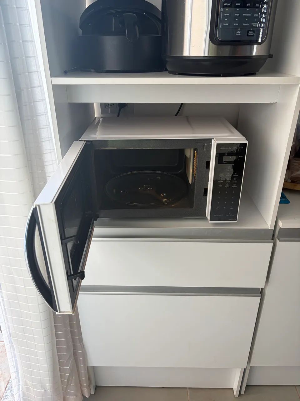 Microondas Panasonic 21L - Foto 2