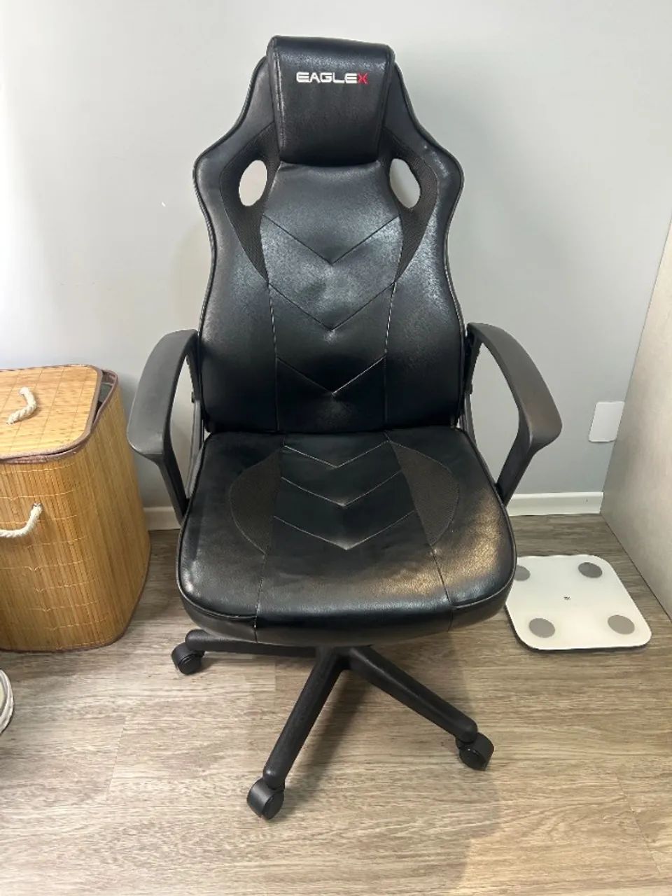 Cadeira Gamer Eaglex - Bom estado
