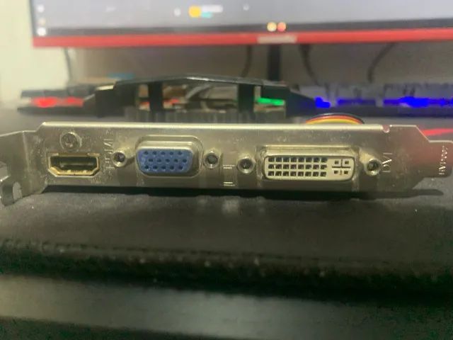 Placa de video GT 730 2gb Bom estado  - Foto 3