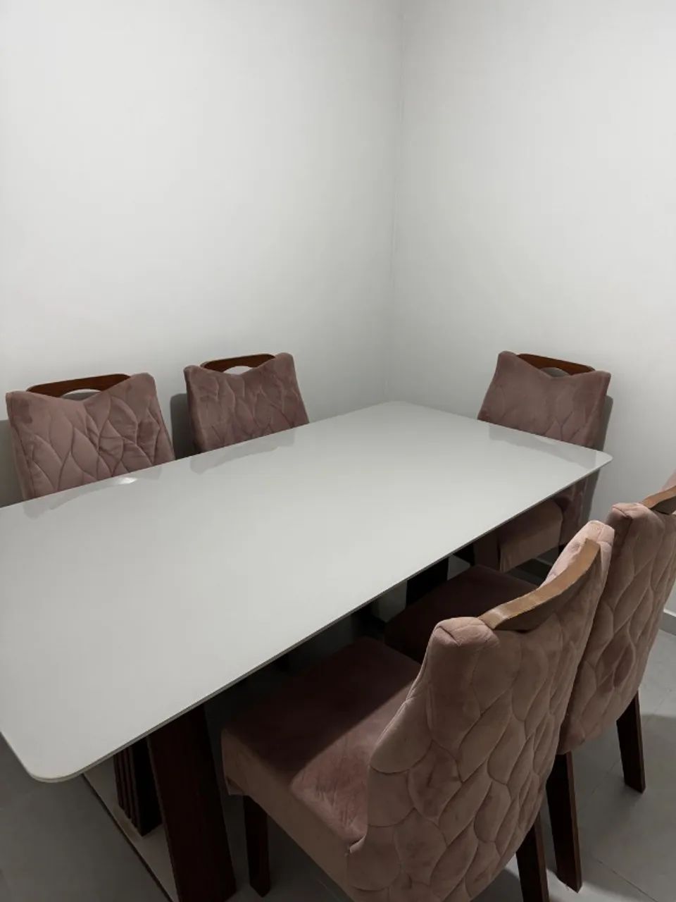 Mesa de jantar de 6 cadeiras 