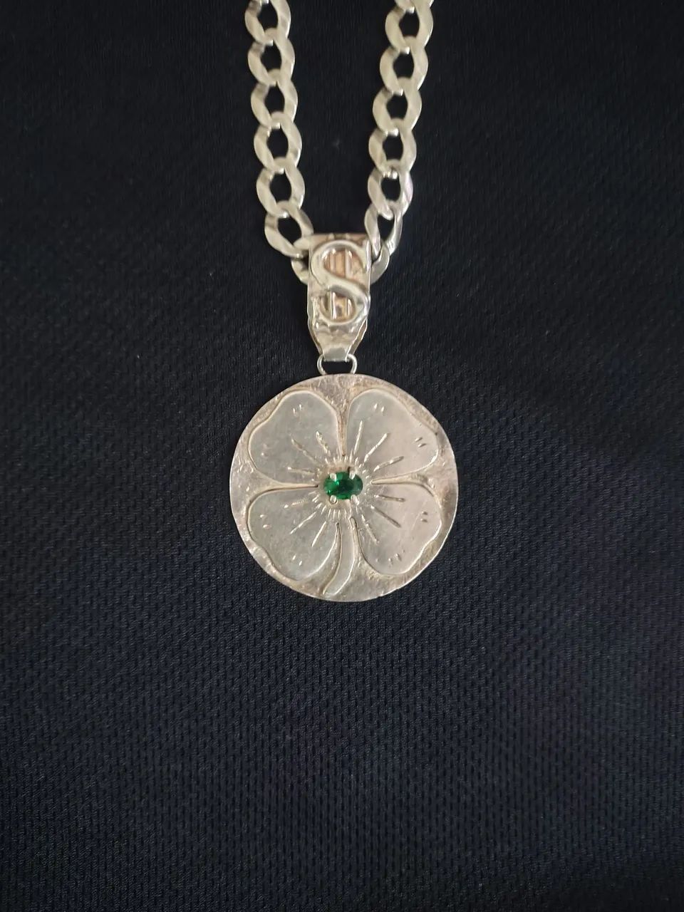 Conjunto Corrente de prata com pigente trevo da sorte e pulseira. - Foto 3