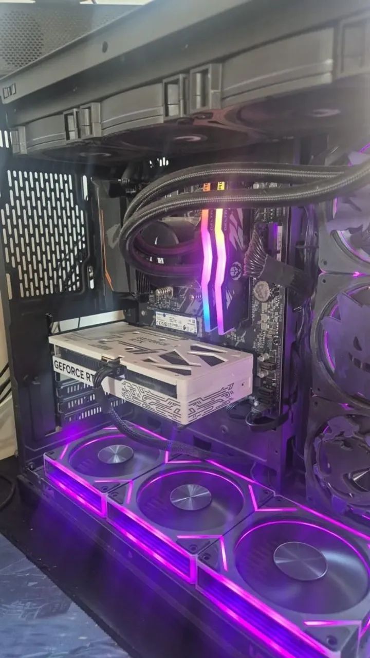PC GAMER R7 5700X  - Foto 4