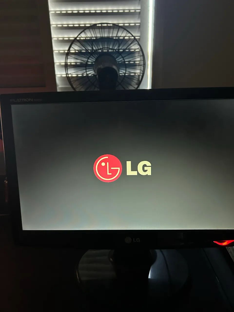 Monitor 60hz LG  - Foto 4