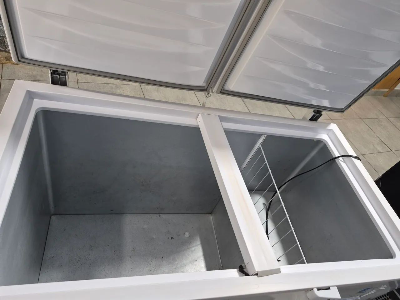 Freezer horizontal semi novo - Foto 4