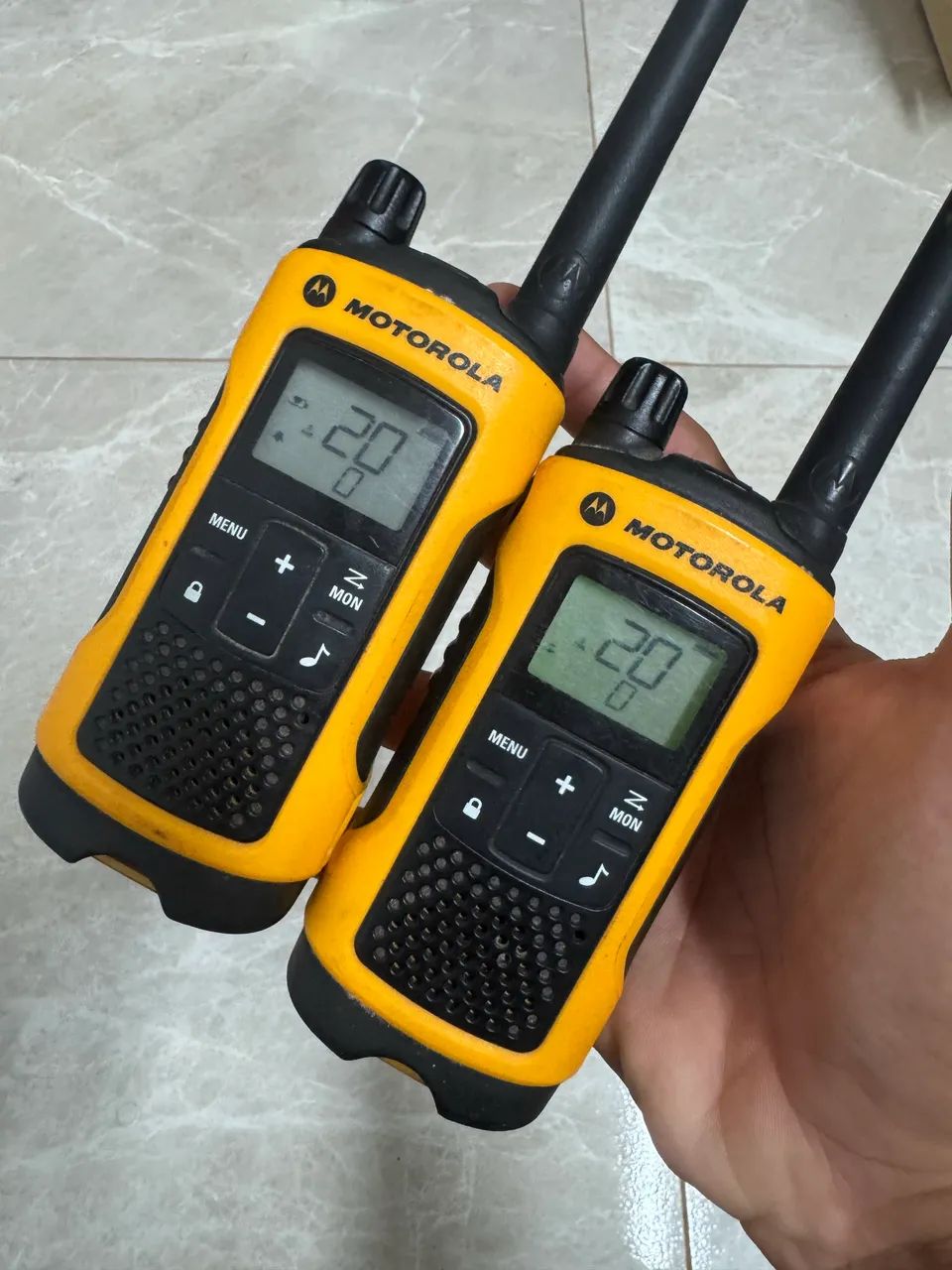 motorola t402