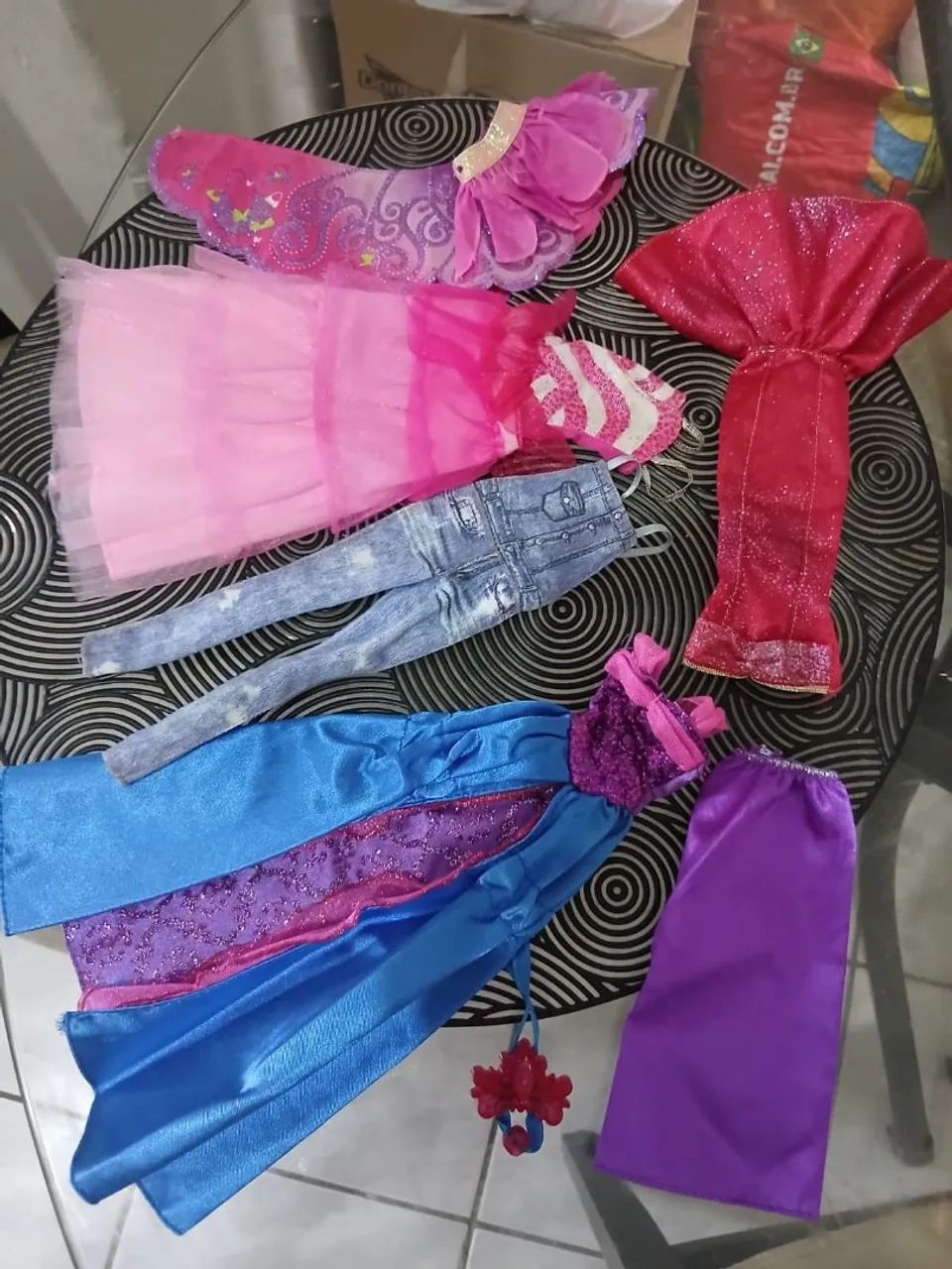 Lote roupas de barbie 
