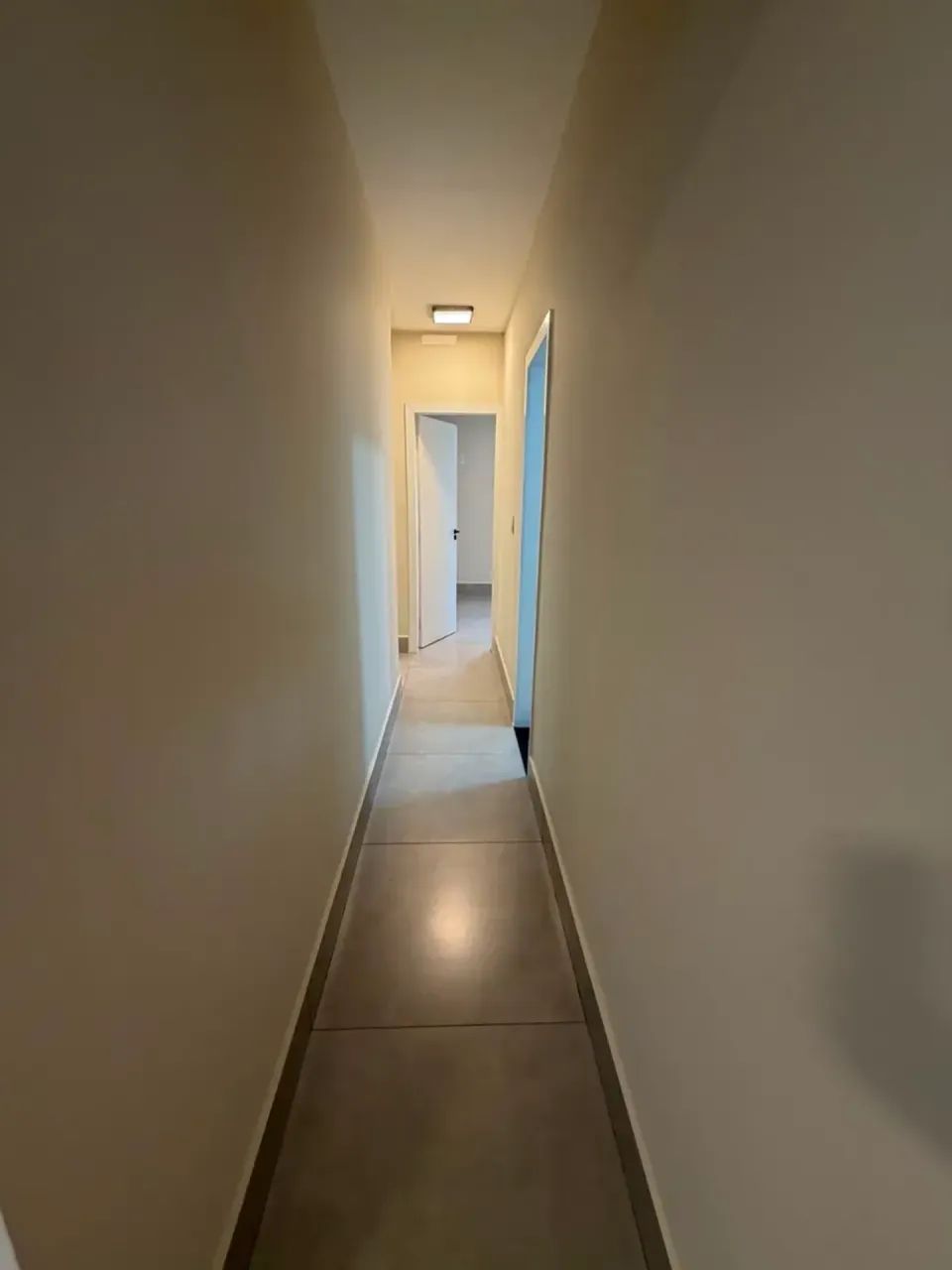 VENDO AMPLA CASA NO JD EUROPA - Foto 2