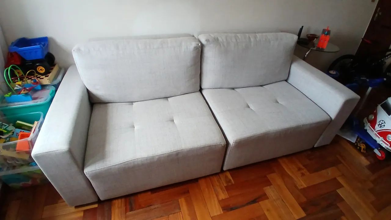 Sofá de ótima qualidade e acabamento.Fabricante Luciana Moveis.  - Foto 2