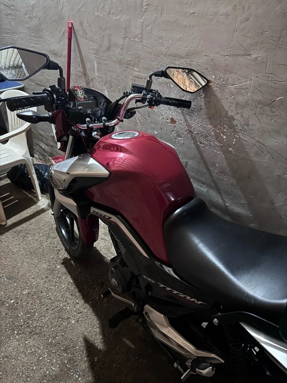 Vendo Titan 2024 - Foto 3