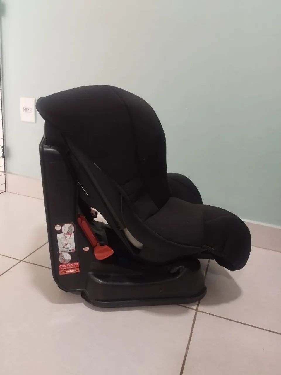 Cadeirinha para veículo usada - Foto 4