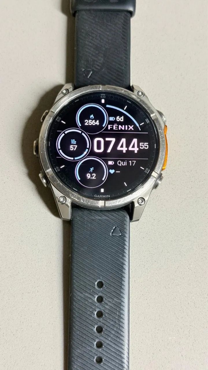 Fênix 8 amoled sapphire titanium
