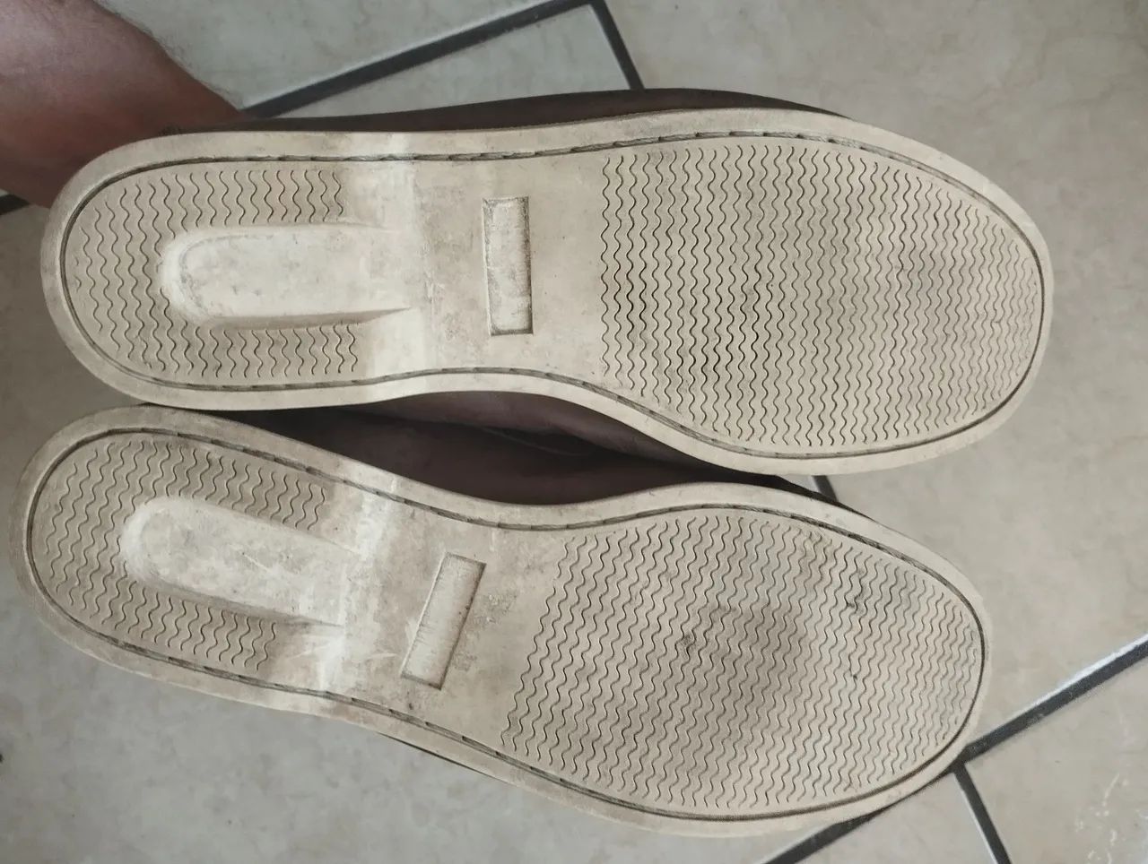 Sapato em couro legítimo original,leve, resistente e muito confortável número 40 - Foto 4
