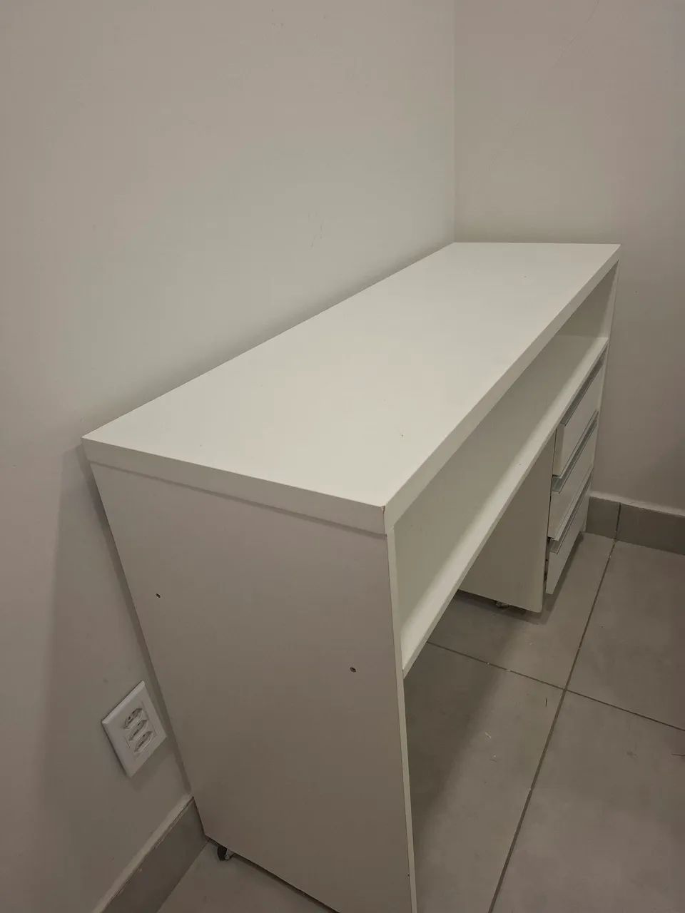 Mesa de Unha em gel