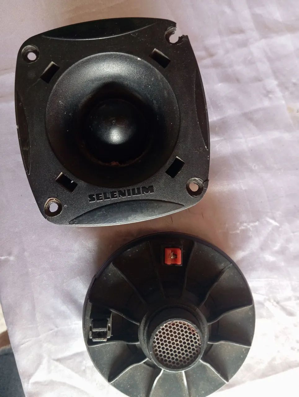 Tweeter Selenium 