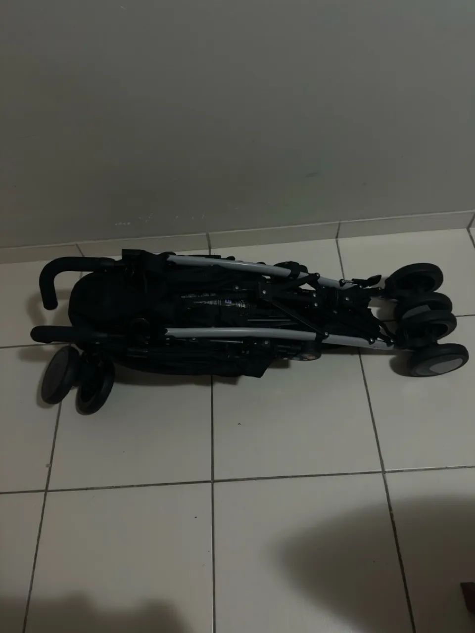 Carrinho Chicco echo até 22kg