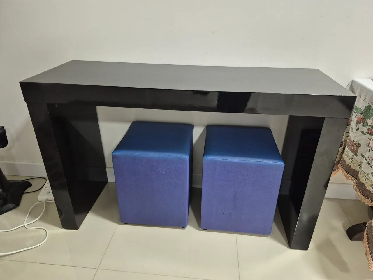 Mesa/ aparador preto - Foto 2