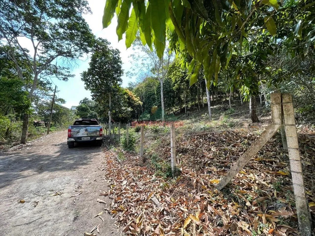 Gleba com 420,00 m² a 8,5 km do Centro de Guaramiranga/CE.