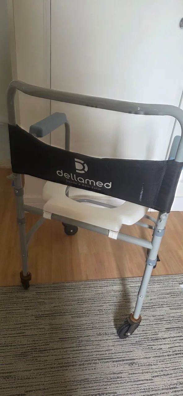 CADEIRA DE BANHO
