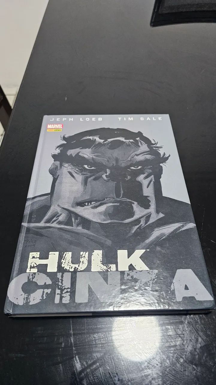 Hulk Cinza Panini