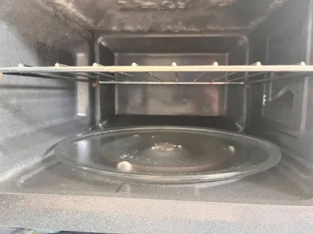  Micro-ondas Panasonic 27L Prata  Funcionando Perfeitamente - Foto 4