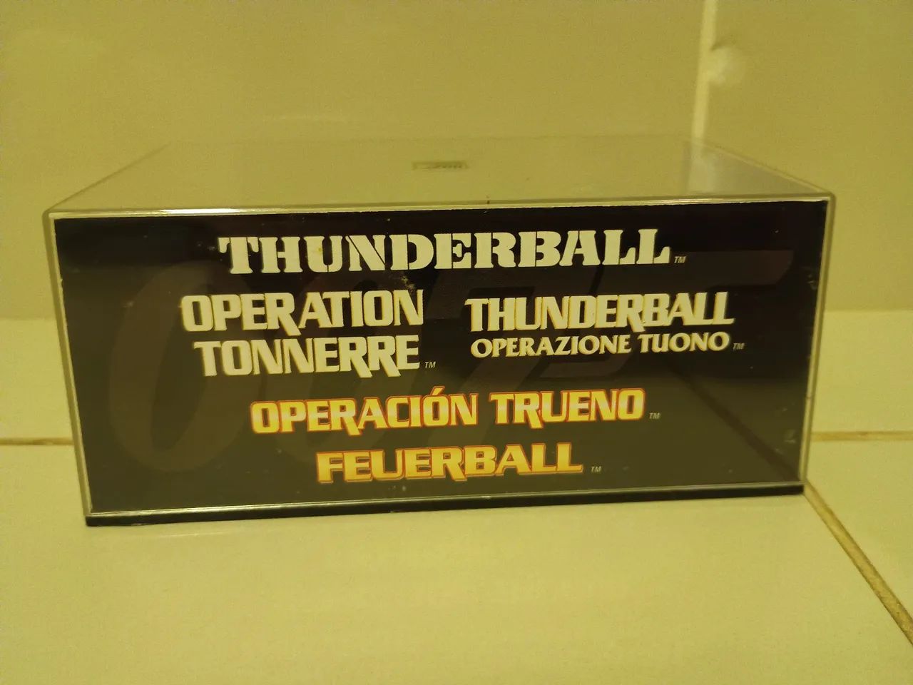 Miniatura aston martin db5 thunderball james bond 007 1:43 - Foto 3