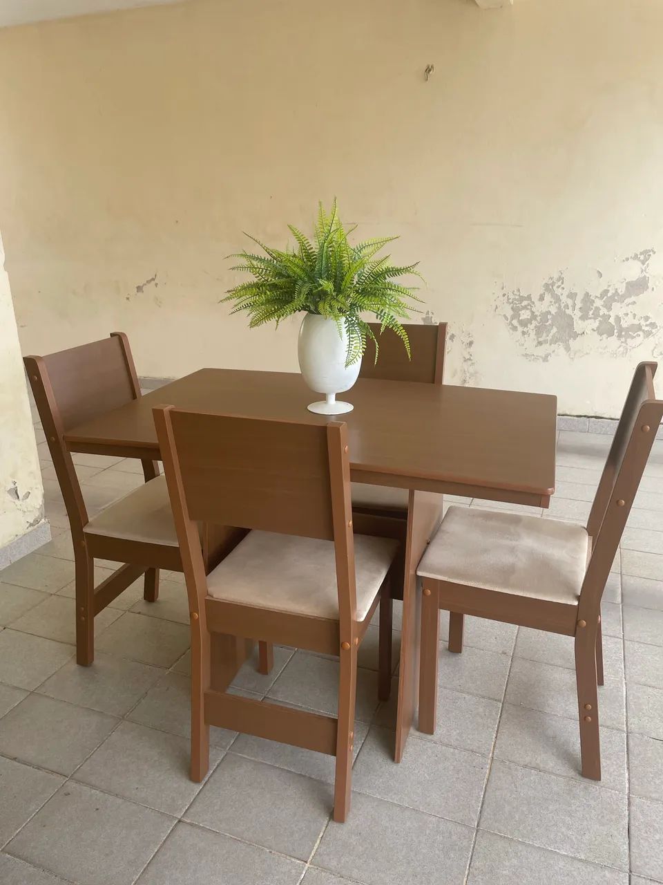 Mesa c 4 cadeiras nova - Foto 4