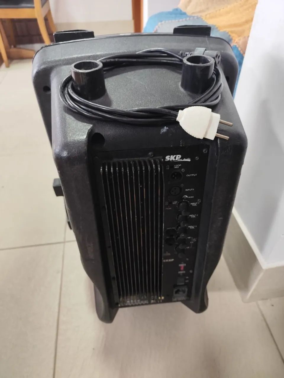 2 CAIXAS DE SOM SKP PRO AUDIO SK-6P BLACK - USADA - Foto 4