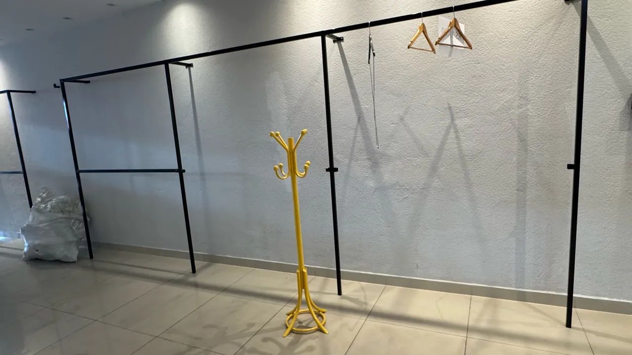 Arara de parede  - Foto 2