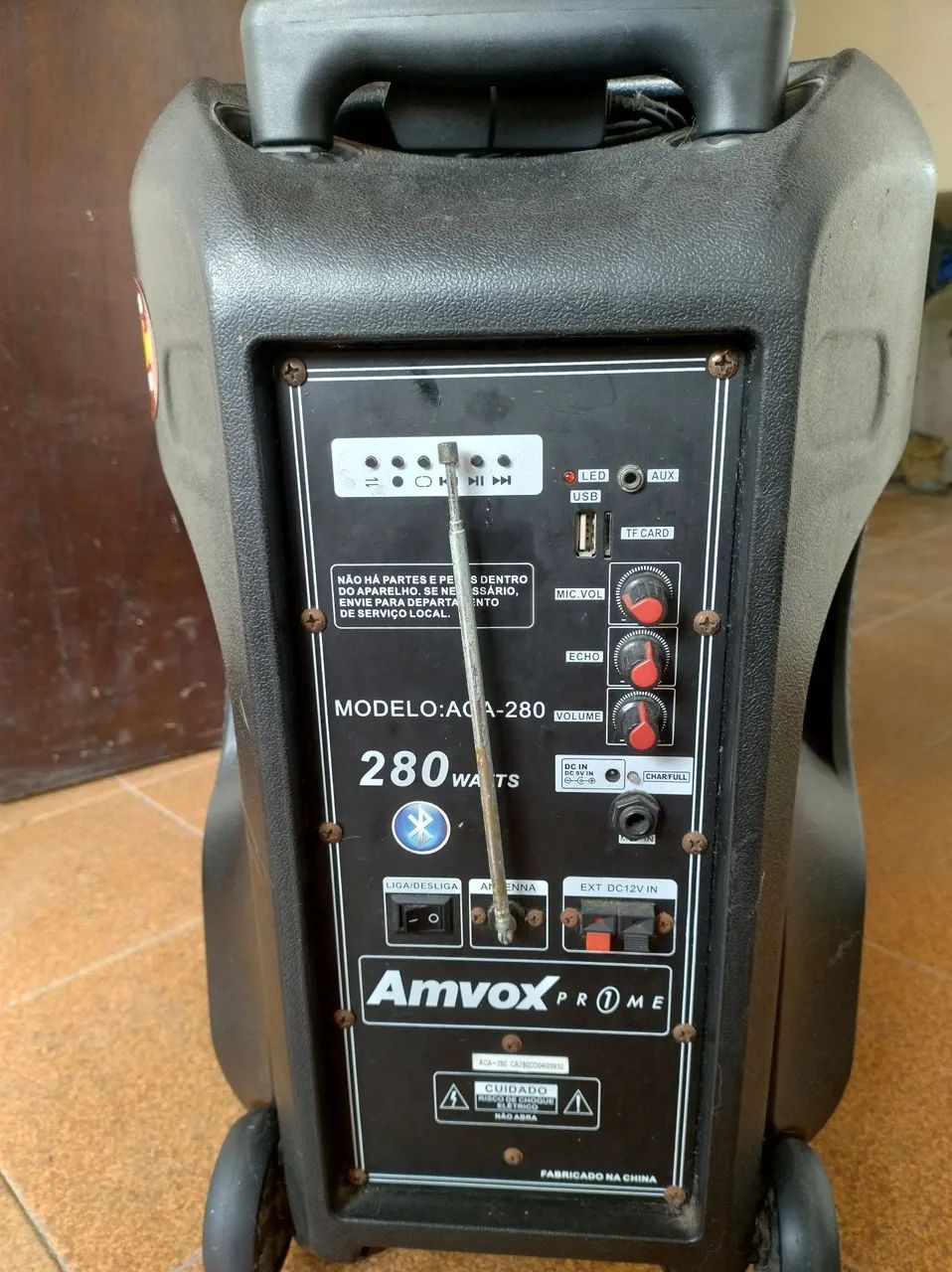 A caixa de som amplificada Amvox ACA 280  - Foto 3
