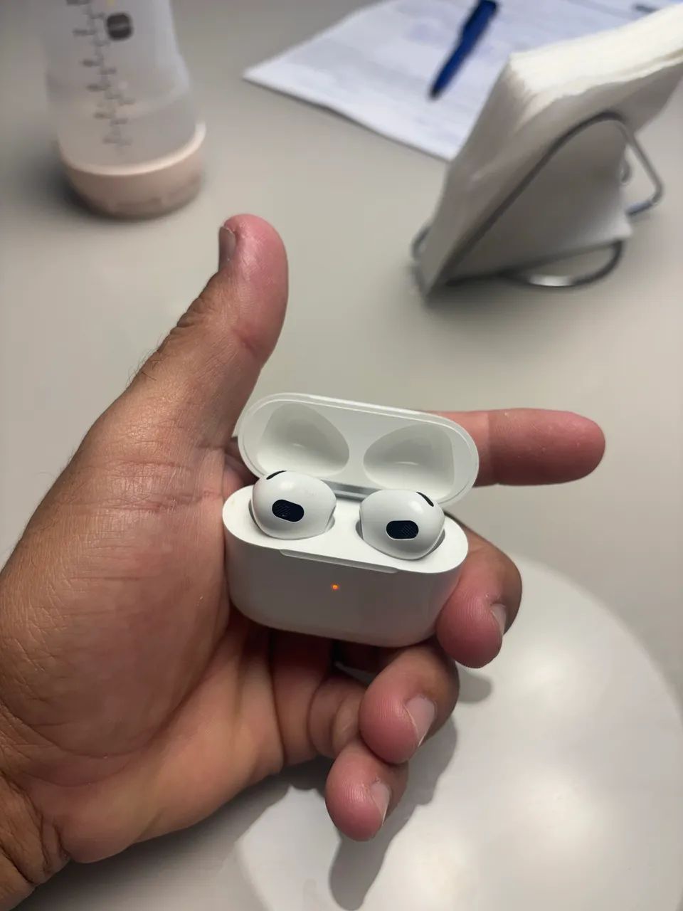 AirPods 3ª geração original Apple ? A2564/A2566 - Fones de Ouvido