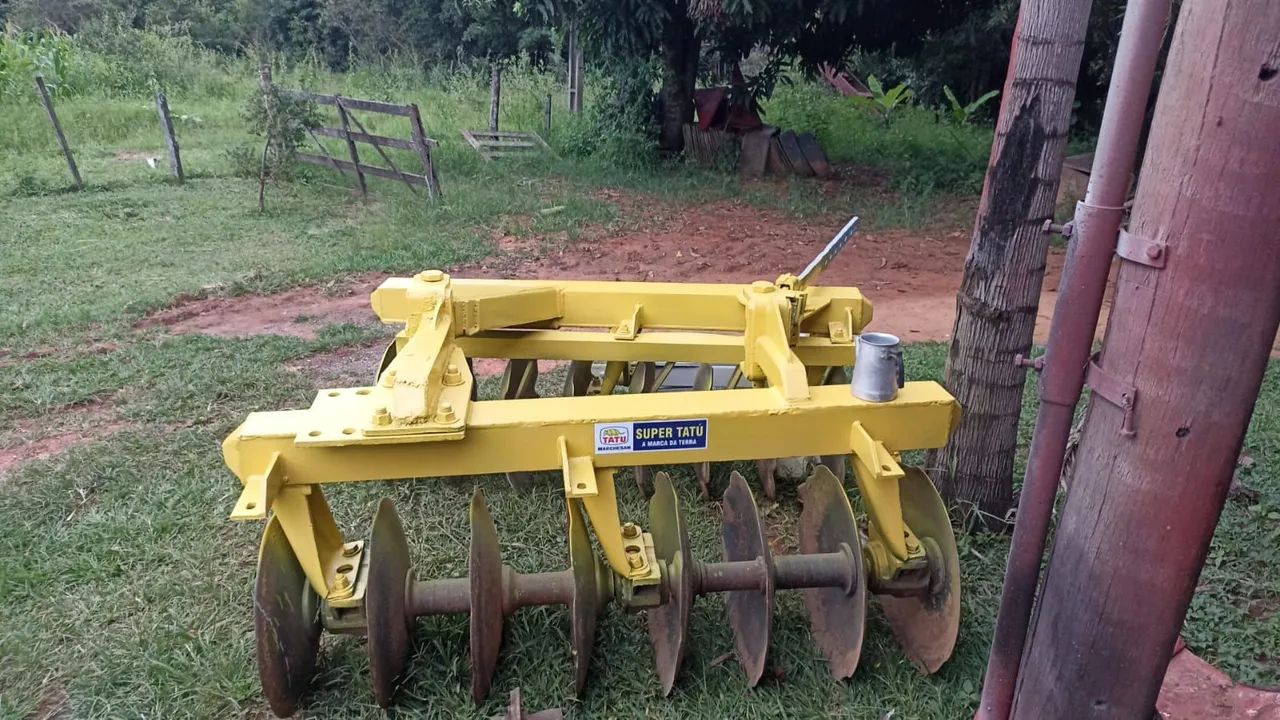 Grade de arrasto Tatu.