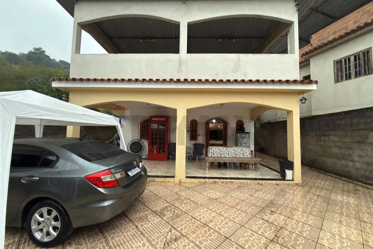 Casa no Centro de Rio Novo do Sul