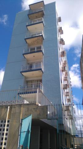 Apartamento no Janga na avenida e beira mar com 135 M²