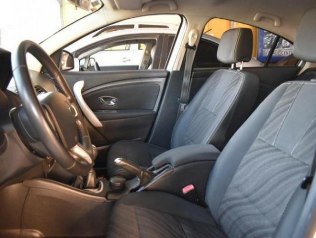 Renault Fluence com parcelas baixas de 990 completo c/ garantia - Foto 4
