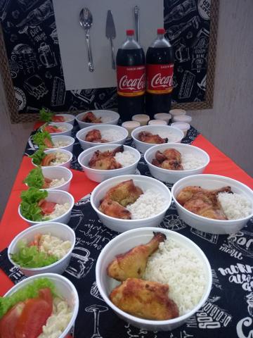 Estamos contratando cozinheira com experiência