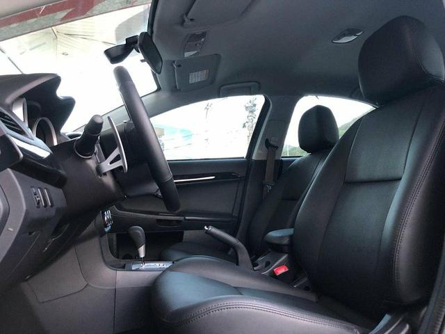 Mitsubish LANCER 2.0 HL-T 16V Flamarion * - Foto 6