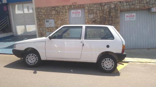 Vende-se um uno 2007