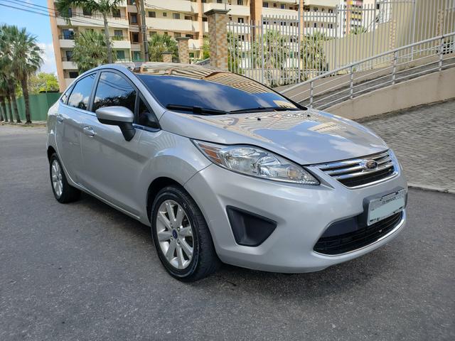 New Fiesta sedan se ano 2012/2012 completo