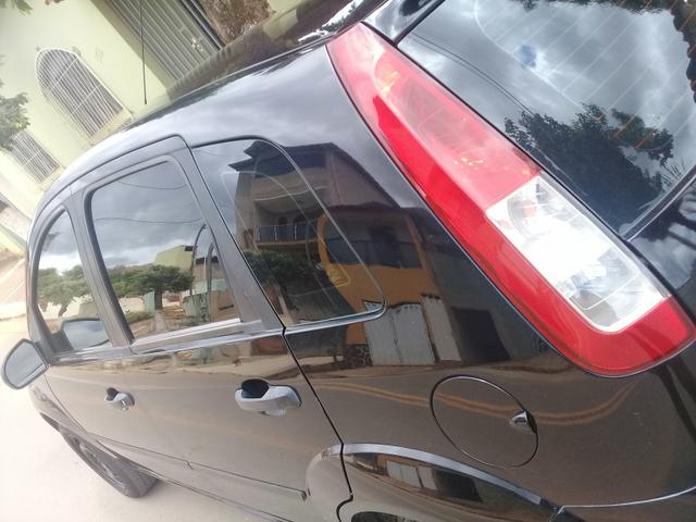 Carro de garagem muito novo tabela 17.270 valor para vende rapido 14.500 - Foto 5