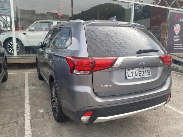 Outlander 2.0 Cvt At 2017 - 1 Ano de Garantia Mitsubishi Raion Barra (21) 3504-5000 - Foto 4