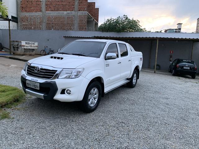Vendo camionete Hilux - Foto 7