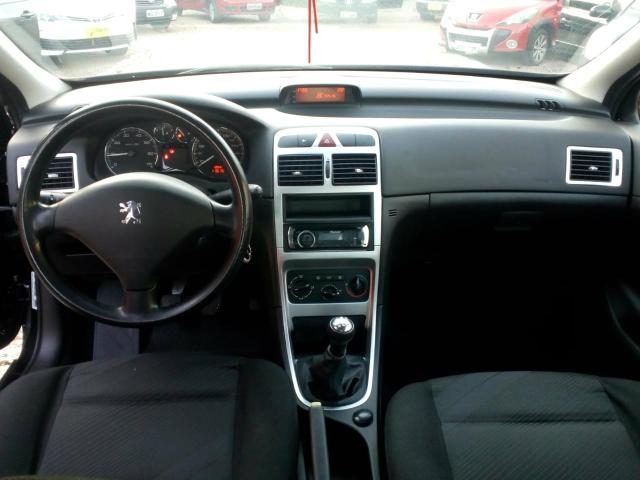 Peugeot 307 1.6 sedan 2010 completo impecável - Foto 3