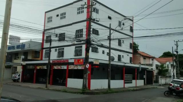 Kitinet com internet, ótima localização no centro de Fortaleza, próx ao Hotel Belém