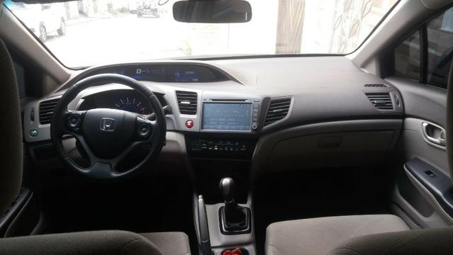 Honda Civic LXS, 1.8, 6 Marchas - Foto 3